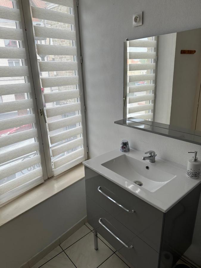 Appartement Duplex Proche De La Gare Et Du Centre Ville Sint-Omaars Buitenkant foto